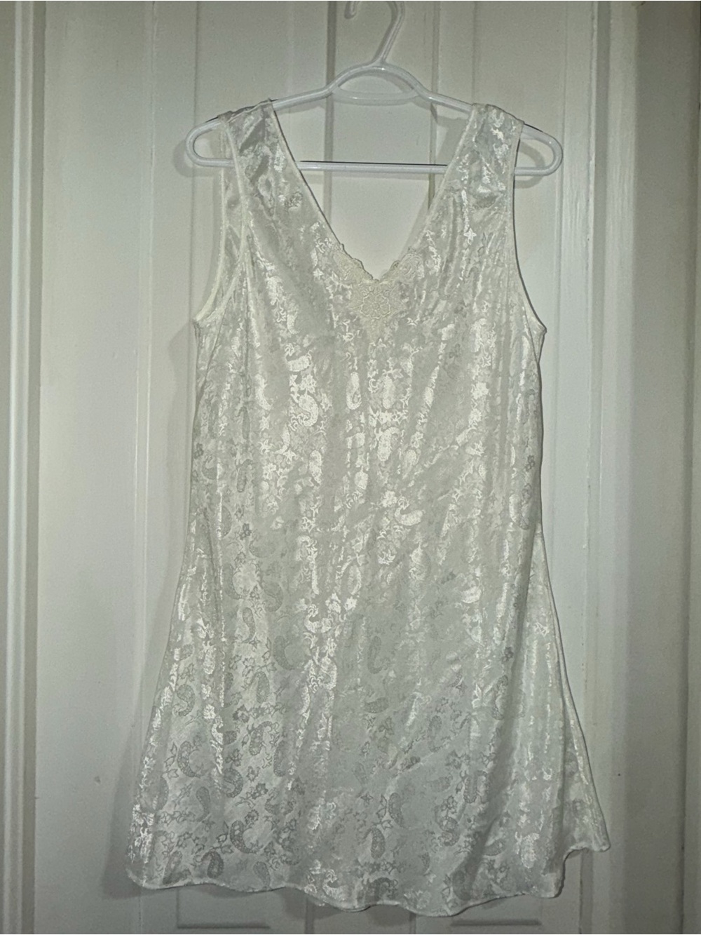 Women's size large vintage Val mode slip dress‎ sleep gown Lace-Overlay Satin